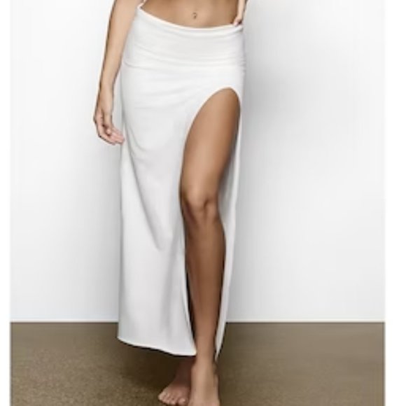 SKIMS White Swim Coverup - Picture 1 of 4